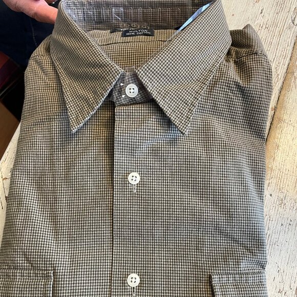 EARLY XMAS SHOPPING!!! Two New Beautiful Ralph Lauren Button Up Shirts - NWOTs - Picture 1 of 6